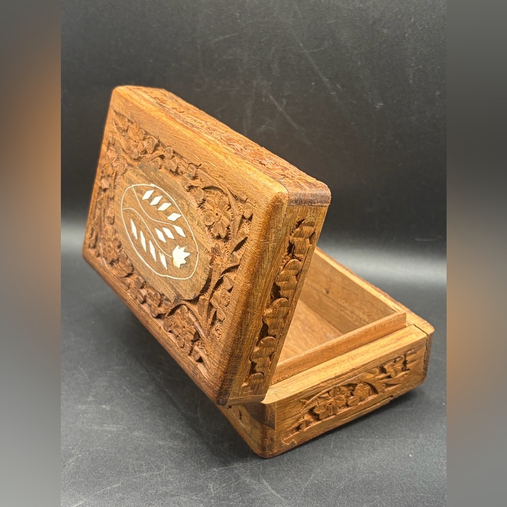Vintage Inlaid & Carved Wood Hinged Lid Floral Boho Motif Keepsake Trinket Box